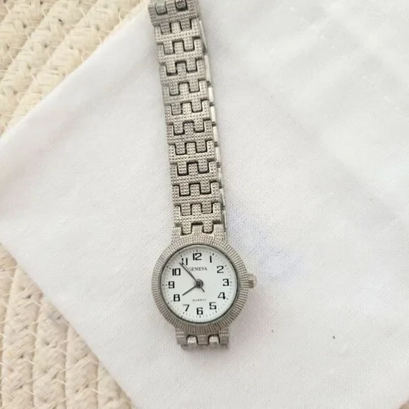 GENEVA Silver Watch - Picture 3 of 4
